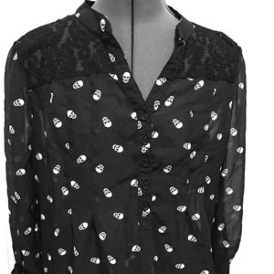 Flowy casual skull blouse